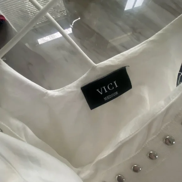 Vici Studded White Tank - Size M - Picture 4 of 4